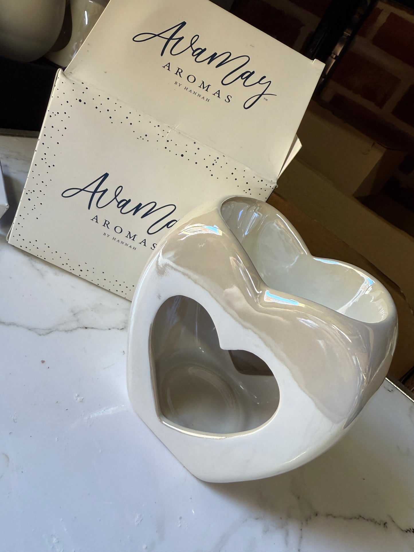 Ceramic Heart White Burner
